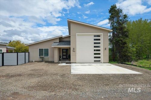 403 Antonette Cir, Cascade, ID, 83611 | Card Image
