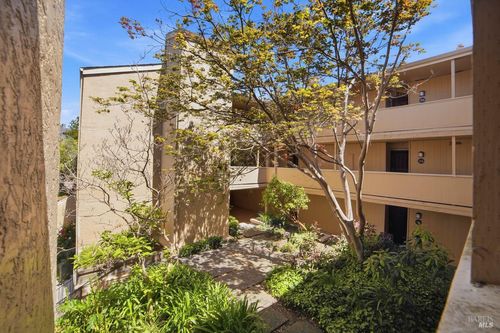 202-1370 Townview Ave, Santa Rosa, CA, 95405-7548 | Card Image