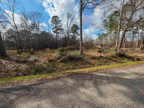 7617 Patricia Ln, Orange, TX, 77632-7701 | Card Image