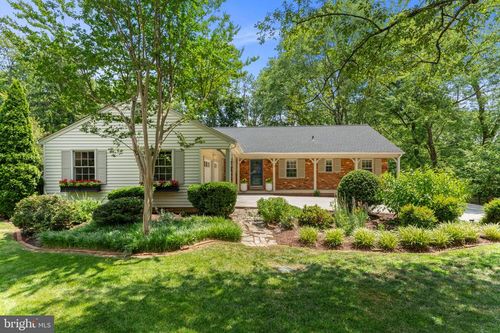 7814 Elba Rd, ALEXANDRIA, VA, 22306-2560 | Card Image