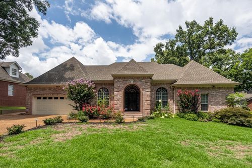 9650 White Spruce Dr, Lakeland, TN, 38002-9322 | Card Image