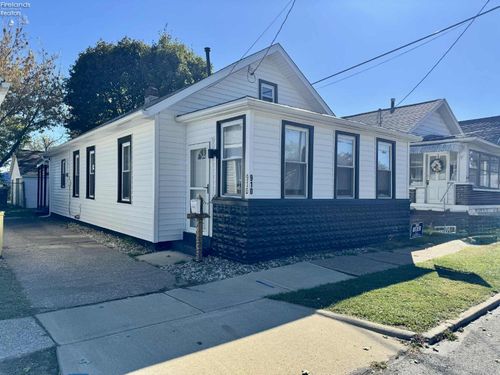 910 Ogontz St, Sandusky, OH, 44870-4023 | Card Image