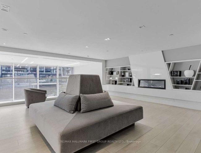 1909 - 2908 Highway 7, Condo with 1 bedrooms, 1 bathrooms and null parking in Vaughan ON | Image 17