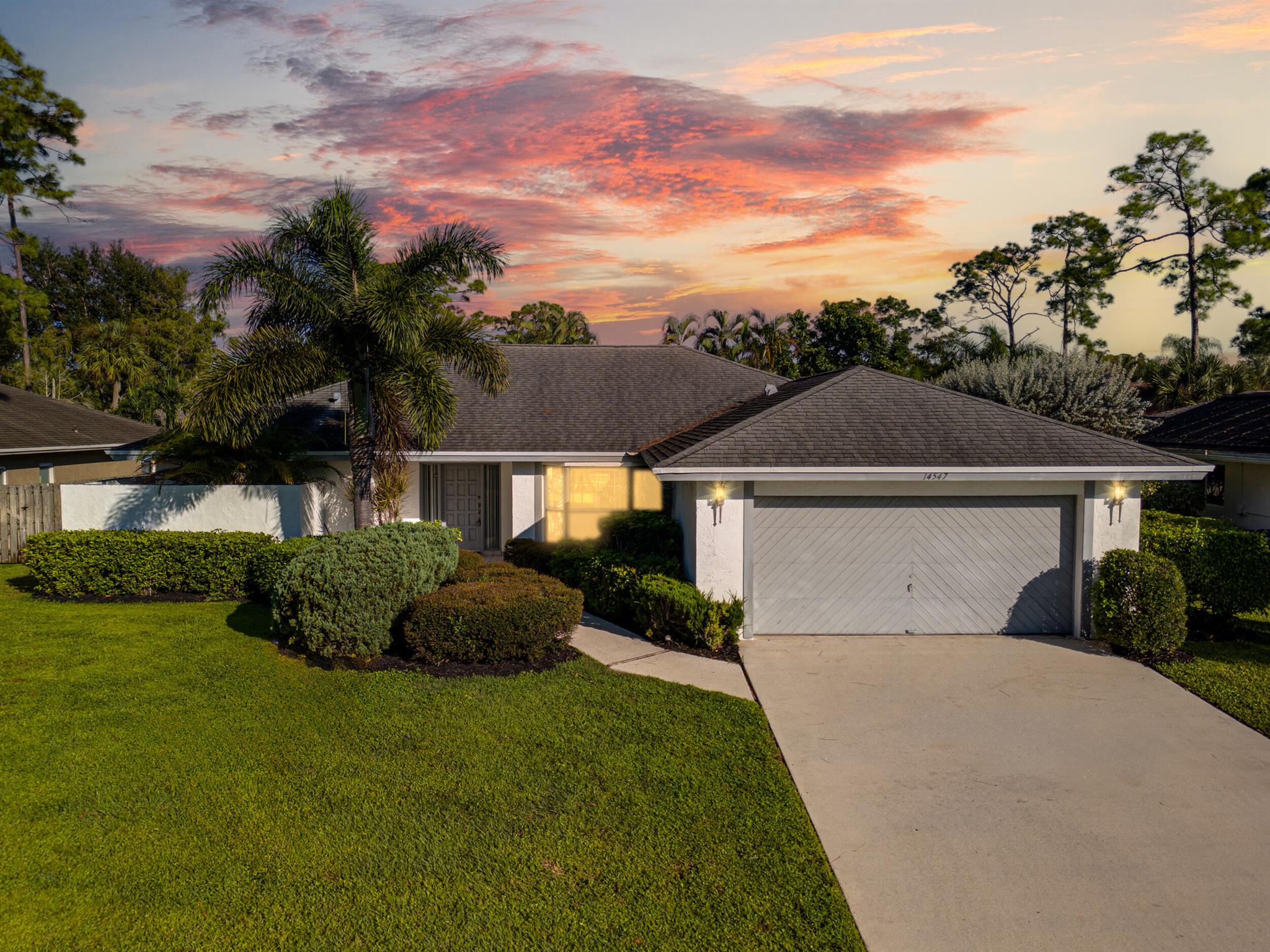 Autumn Ave, Wellington, FL 33414