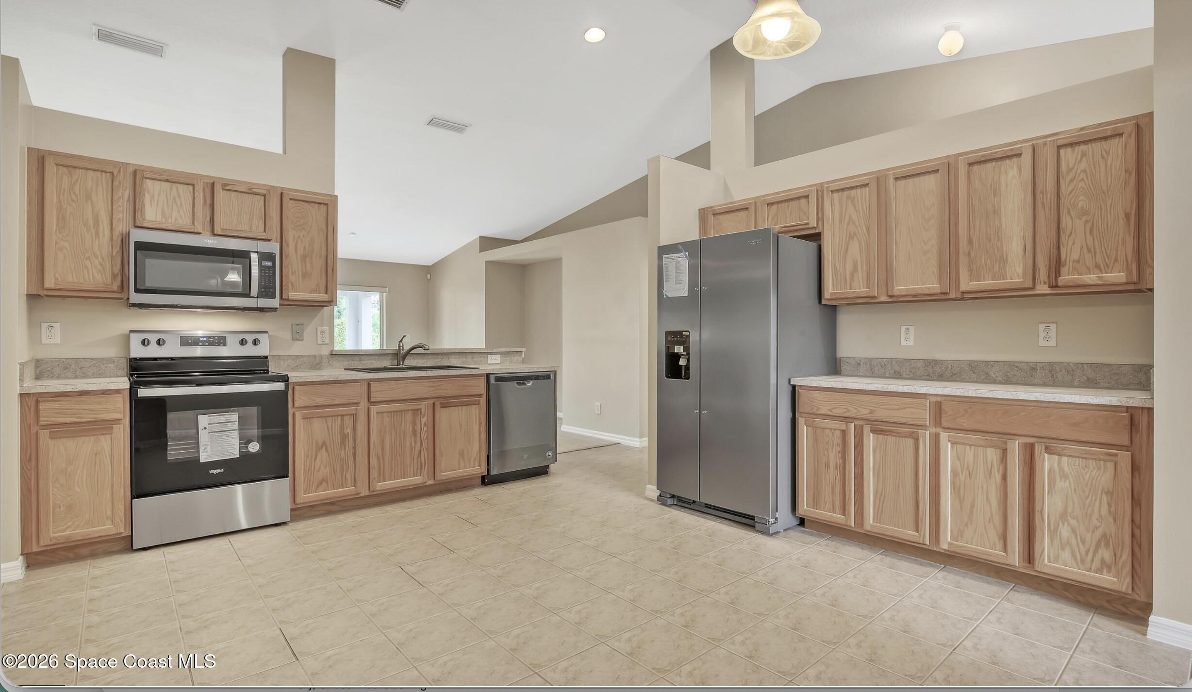 Residential Lease in Palm Bay 5