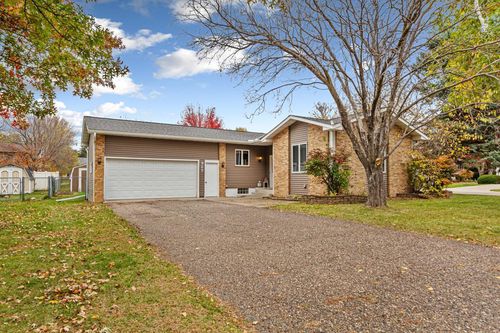 322 Aster Dr, Northfield, MN, 55057-2877 | Card Image