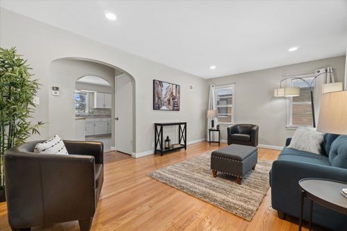 4534 N 78th St, Milwaukee, WI, 53218-5306 | Card Image