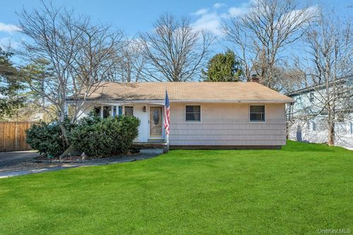 1456 Locust Ave, Bohemia, NY, 11716-2144 | Card Image