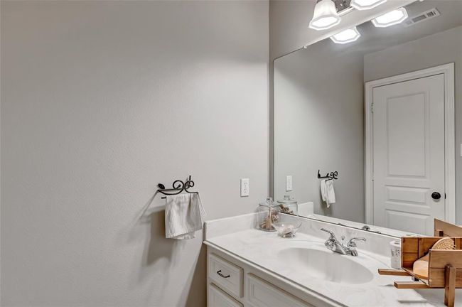 Jack and Jill Bath | Image 31
