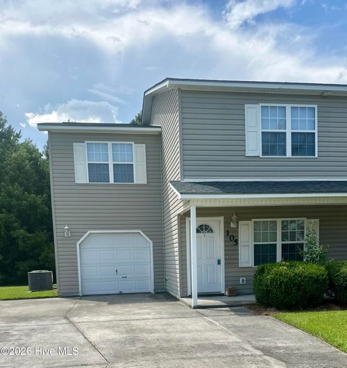 105 E Coopers Ct, Hubert, NC, 28539-3666 | Card Image