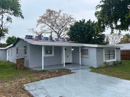 5311 Ne 10th Ave, Deerfield Beach, FL, 33064-4873 | Card Image