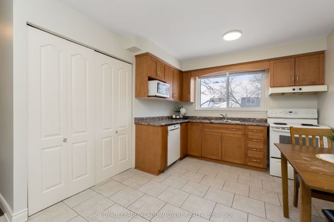 46 - 46 Tara Park Cres, Condo with 3 bedrooms, 2 bathrooms and 1 parking in Brampton ON | Image 16