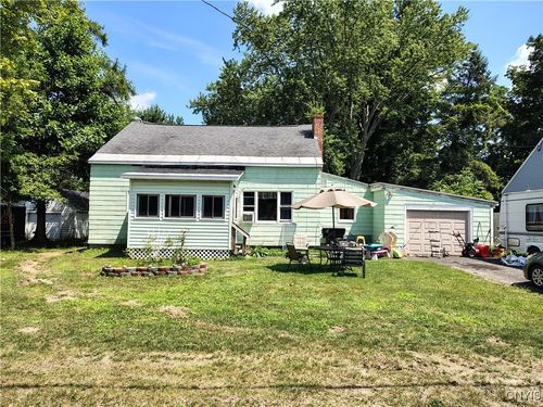 8334 Turin Rd, Rome, NY, 13440-7518 | Card Image