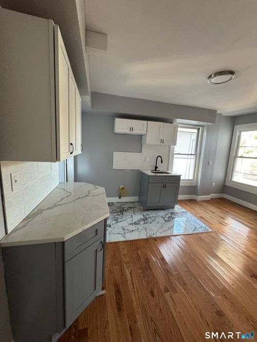 2-231 Davenport Ave, New Haven, CT, 06519-1244 | Card Image