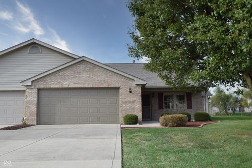 1742 Magnolia Dr, Greenwood, IN, 46143-6908 | Card Image