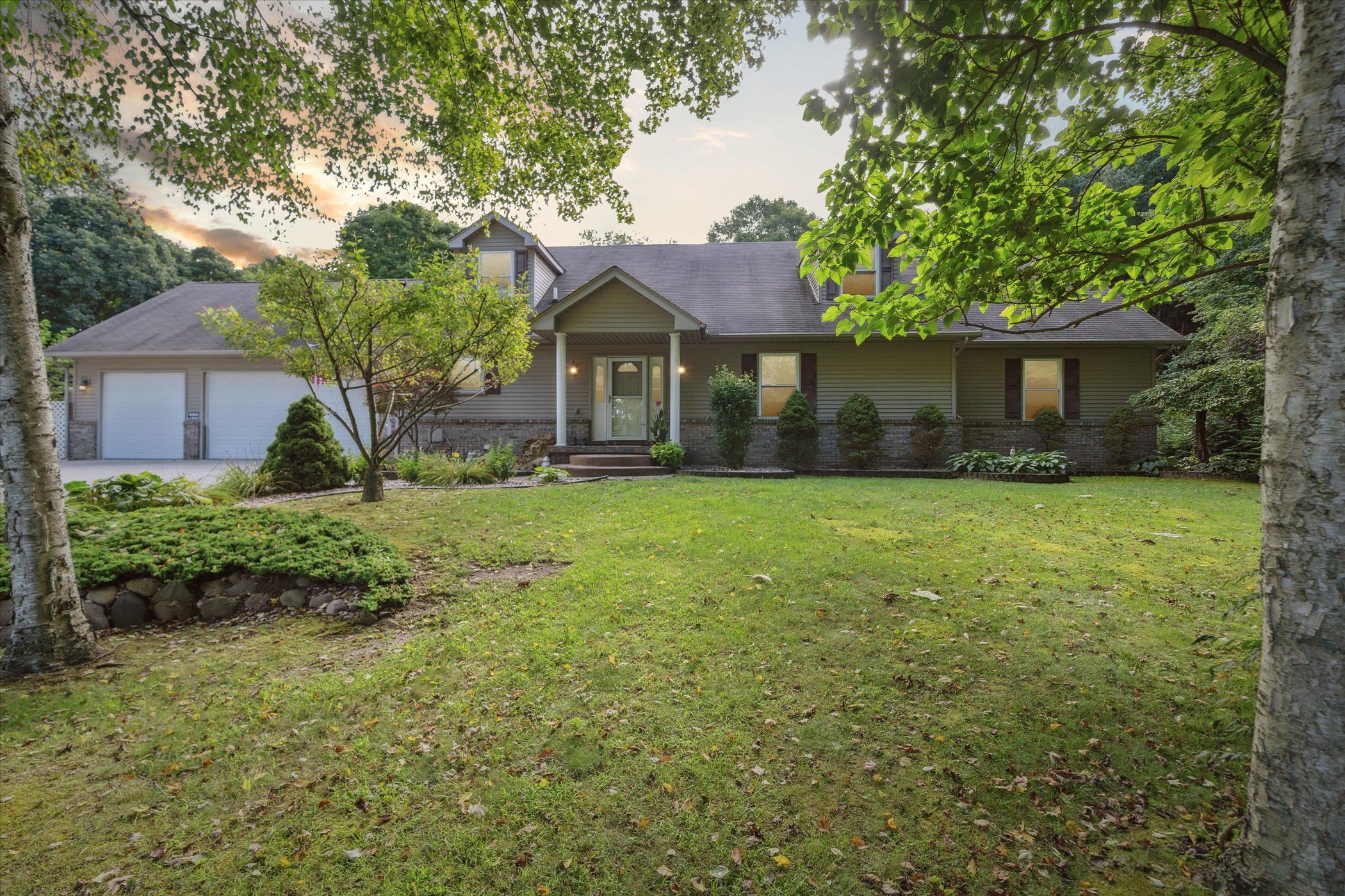 Pine River Rd, Saint Clair, MI 48079