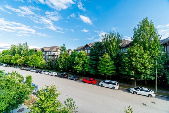 View of parking / parking lot | Image 26