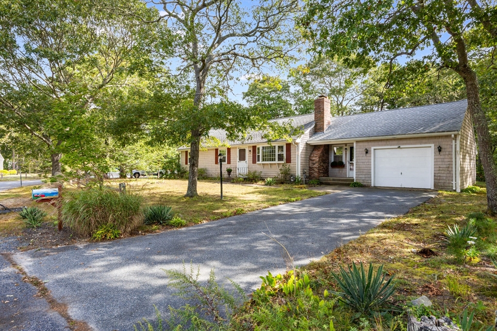 Clark Cir, South Dennis, MA 02660