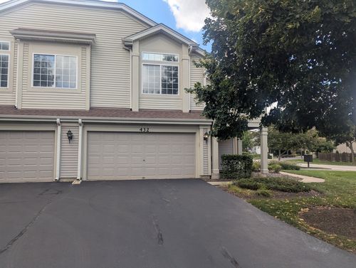 432 E Thornhill Ln, Palatine, IL, 60074-7083 | Card Image