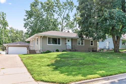 3662 73rd St E, Inver Grove Heights, MN, 55076-4338 | Card Image
