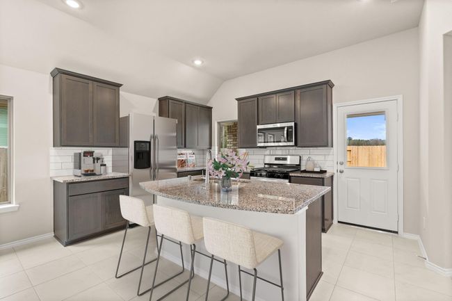 28818 Bobcat Run Dr, House other with 3 bedrooms, 2 bathrooms and 2 parking in New Caney TX | Image 7