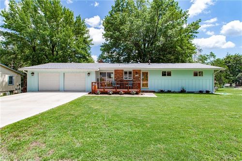 133 Dockside Cir, Lake Tapawingo, MO, 64015-9402 | Card Image