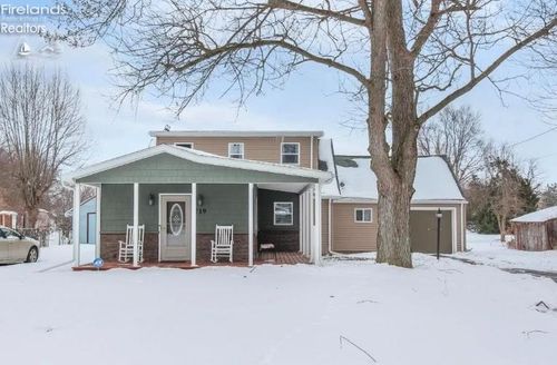 719 Everett Rd, Fremont, OH, 43420-1426 | Card Image