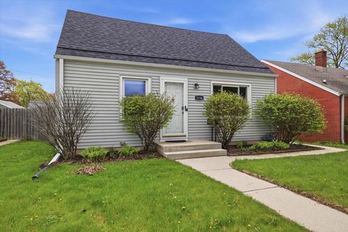 3136 N 79th Street, Milwaukee, WI, 53222 | Card Image
