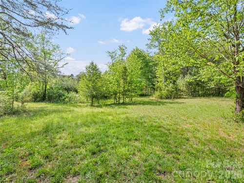 311 Soco Gap Rd, Ellenboro, NC, 28040-8377 | Card Image
