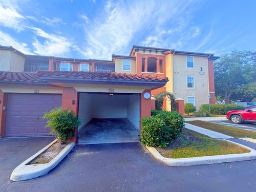 apt-308-5560 Metrowest Blvd, ORLANDO, FL, 32811-2463 | Card Image
