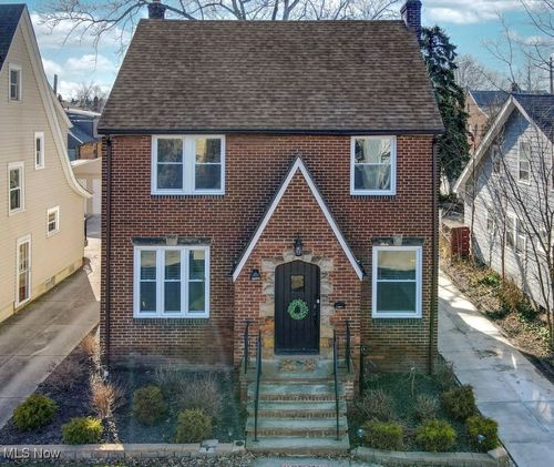 3558 Raymont Blvd, University Heights, OH, 44118-2604 | Card Image