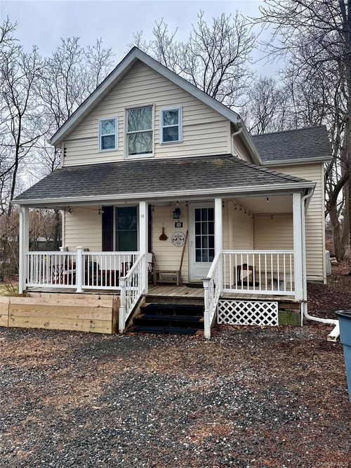 16 Yeoman Ln, Cornwall, NY, 12518 | Card Image