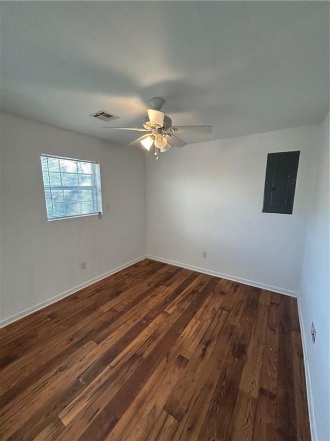 211 N Walnut St, House other with 3 bedrooms, 2 bathrooms and null parking in Opelousas LA | Image 4