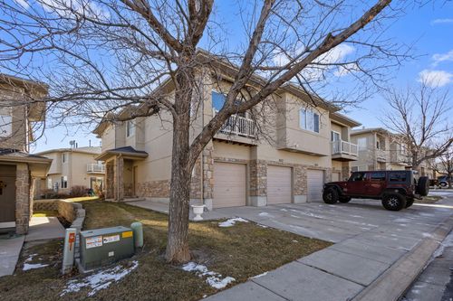 6633 W Ivy Gable Dr, West Jordan, UT, 84081-5172 | Card Image