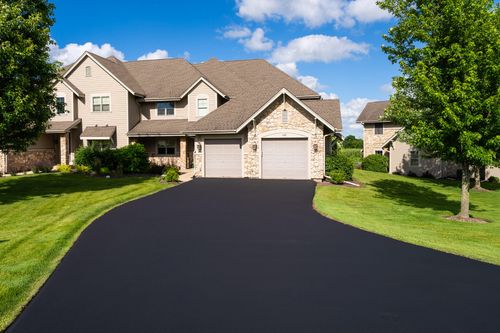 642 Eagleton Dr, Lake Geneva, WI, 53147-4865 | Card Image