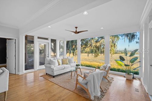 5 Petigru Dr, Beaufort, SC, 29902-5288 | Card Image