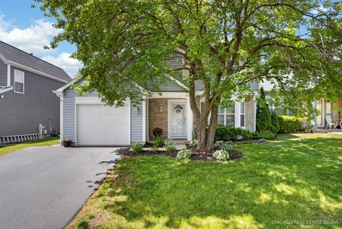 808 Castleton Ct, Mundelein, IL, 60060-1477 | Card Image