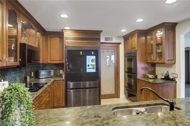 APT-1102 - 1920 Virginia Ave, Condo with 2 bedrooms, 2 bathrooms and 1 parking in FORT MYERS FL | Image 10