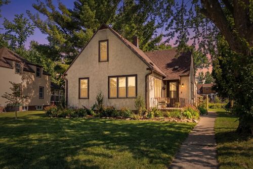 729 6th Ave Sw, Faribault, MN, 55021-5911 | Card Image