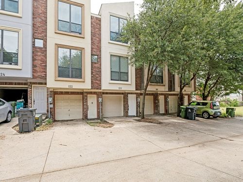 120 Nemo Ct, Arlington, TX, 76010-2720 | Card Image