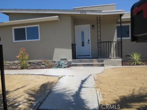 1403 W Elder Ave, Santa Ana, CA, 92704-3405 | Card Image