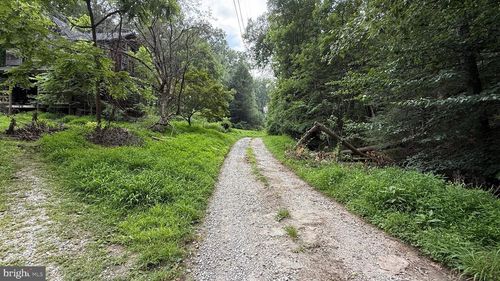 609 Bee Tree Rd, PARKTON, MD, 21120-9031 | Card Image