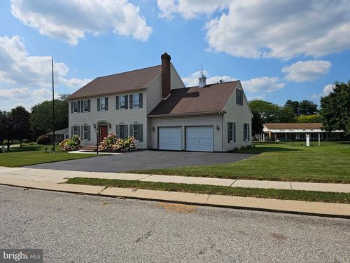 1977 Bretton Ln, YORK, PA, 17408-1587 | Card Image