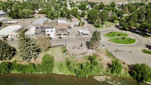 1720 Front St, Fort Benton, MT, 59442-8896 | Card Image