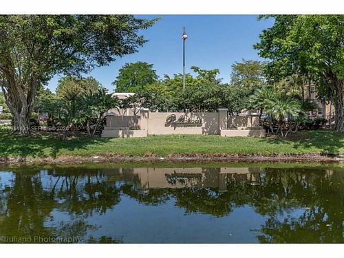 12p-2061 Nw 96th Ter, Pembroke Pines, FL, 33024-3037 | Card Image