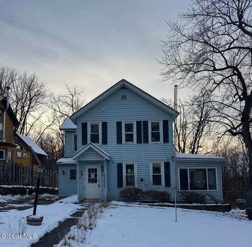 43 Summit St, Hudson, NY, 12534-3741 | Card Image