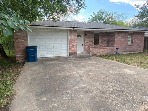 305 Osage St, Refugio, TX, 78377-3334 | Card Image