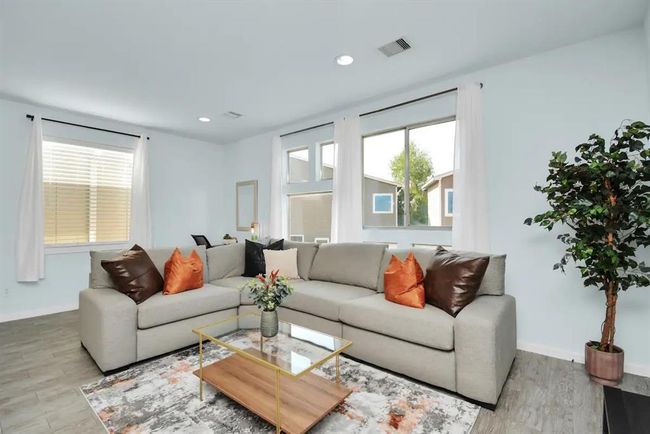 5411 Lindsay Ln, Townhouse with 2 bedrooms, 3 bathrooms and null parking in Houston TX | Image 5