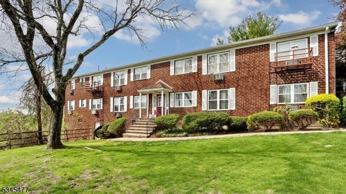 apt-e2-100 Pierson Miller Dr, Pompton Lakes, NJ, 07442-1031 | Card Image