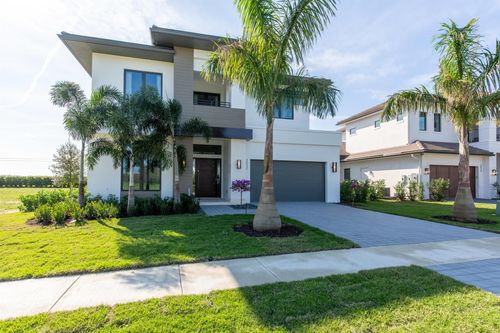 3032 Blue Cypress Ln, Wellington, FL, 33414-8400 | Card Image